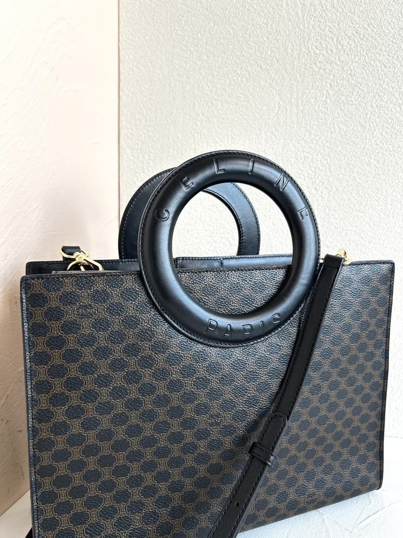 Second-hand Celine large leather ring black monogram tote bag/crossbody bag/side bag