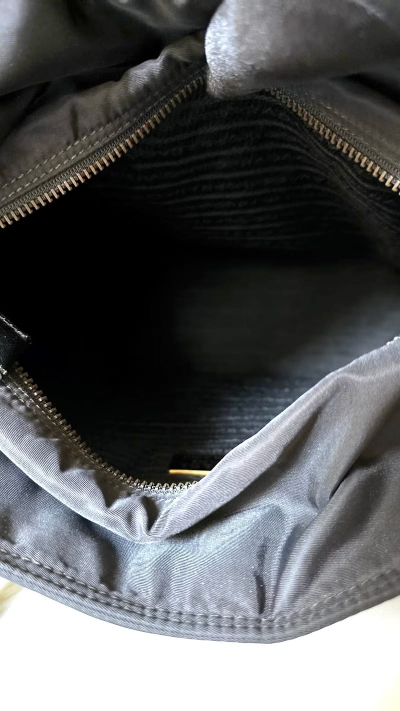 Prada黑金鏈子水桶包/側背包/單肩包/托特包