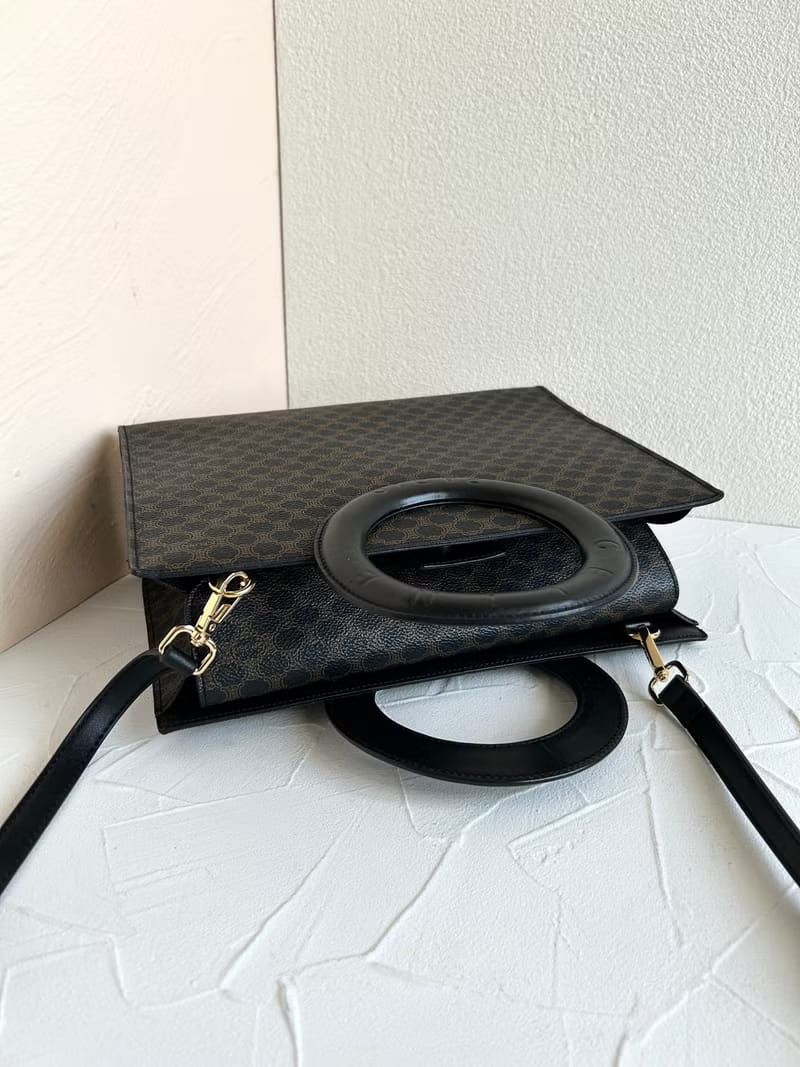 Second-hand Celine large leather ring black monogram tote bag/crossbody bag/side bag