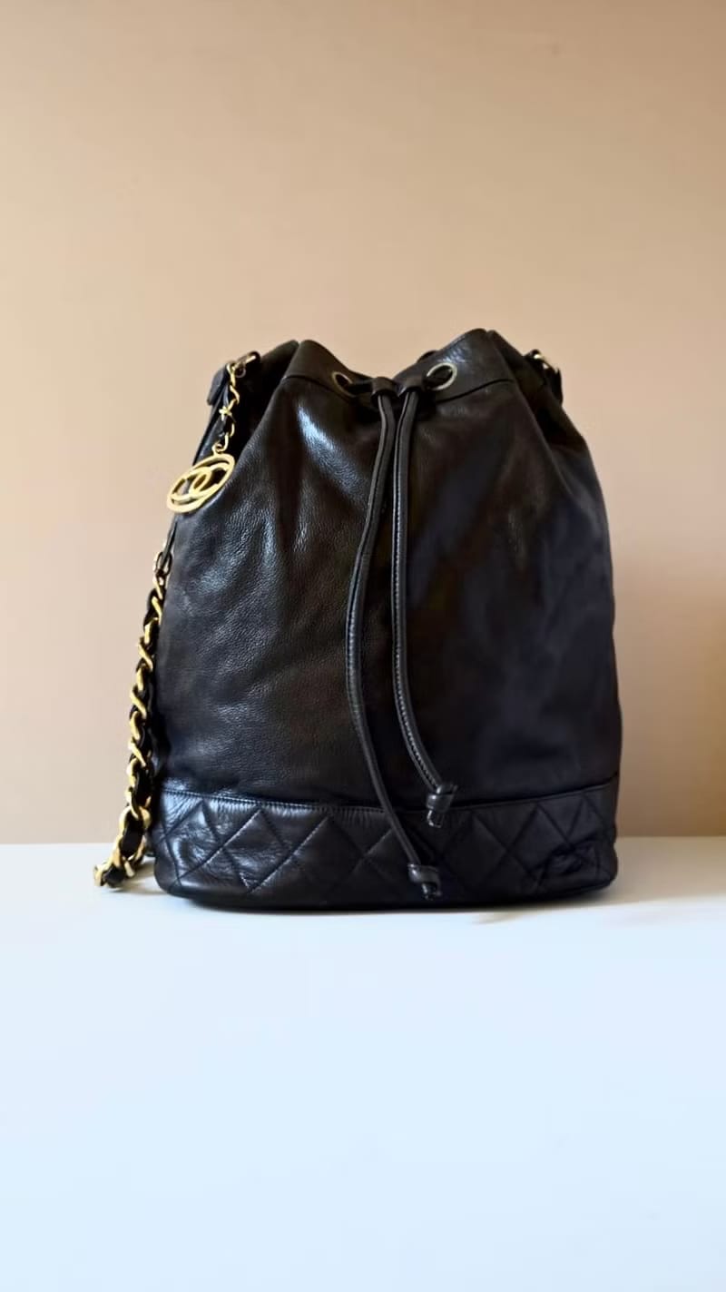 Chanel Vintage Black Full Leather Gold Chain Bucket Bag/Shoulder Bag/Crossbody Bag