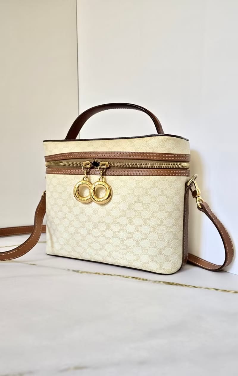 Celine白色老花甜甜圈Vanity盒子包/斜背包/側背包/單肩包