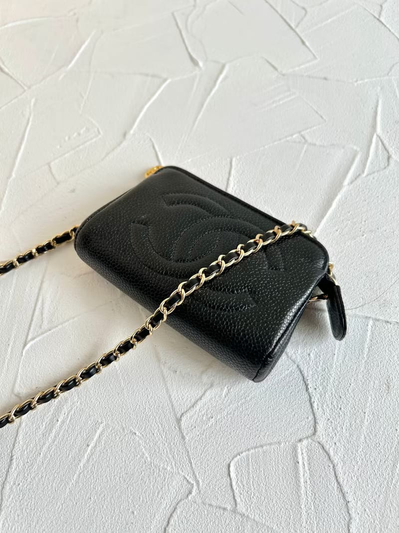 Chanel black caviar leather crossbody bag/shoulder bag/side bag