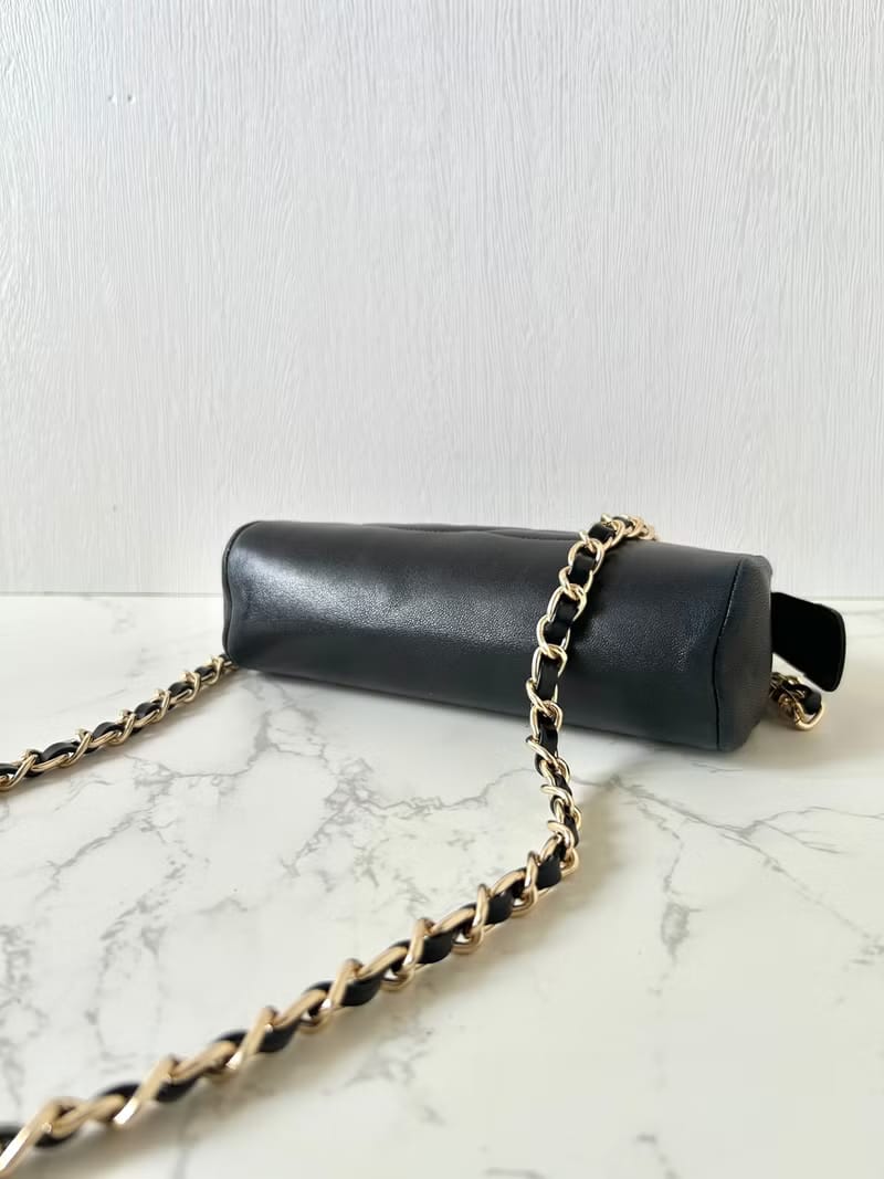 Chanel黑色小羊皮革斜背包/單肩包/側背包