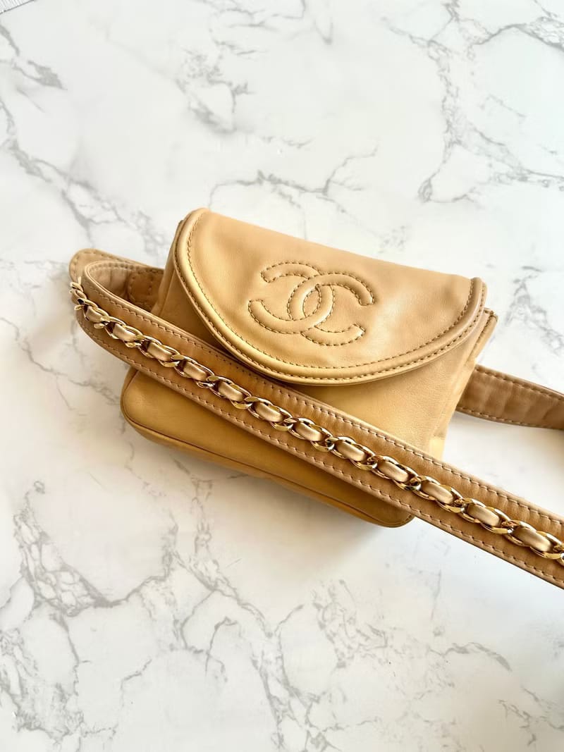 Chanel駝色皮革單肩包/腋下包/腰帶包/側背包