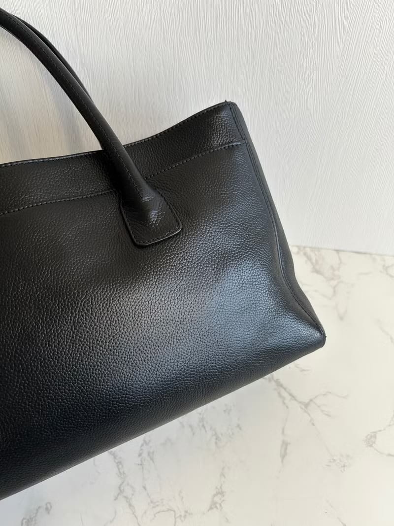 Chanel黑銀Executive Tote復刻托特包/單肩包/側背包