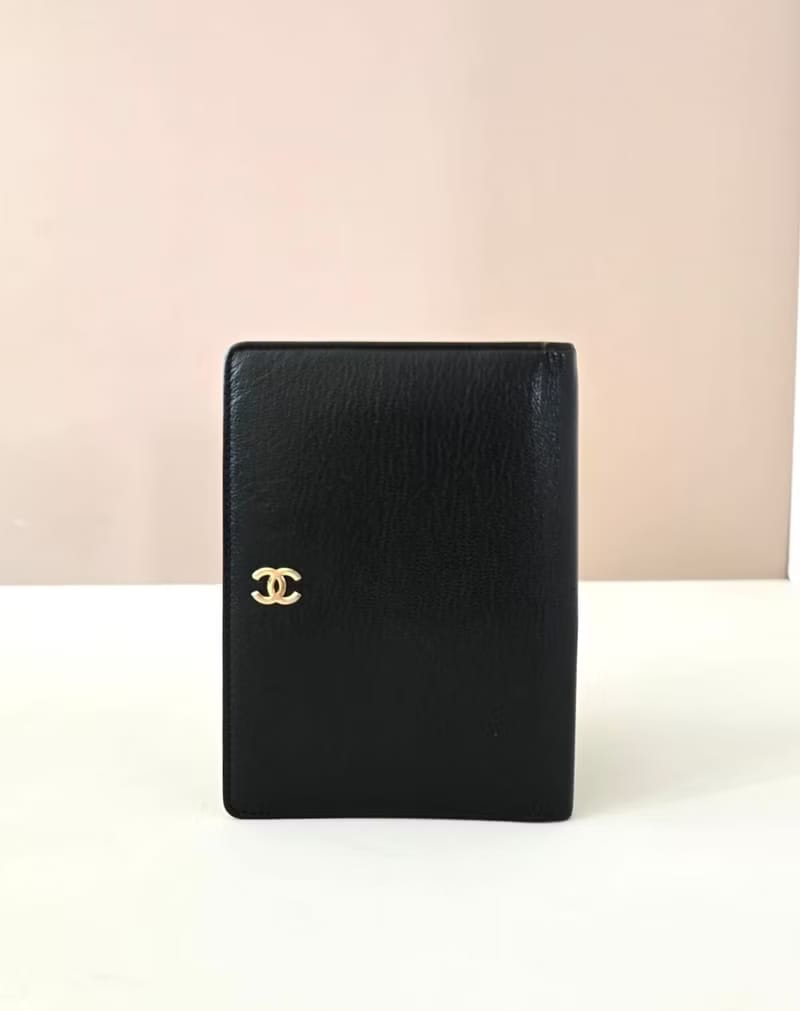 Chanel black leather midi/short clip/wallet