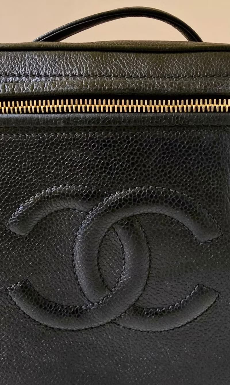 稀有款Chanel黑色魚子醬Vanity Box化妝盒子包/斜背包/側背包