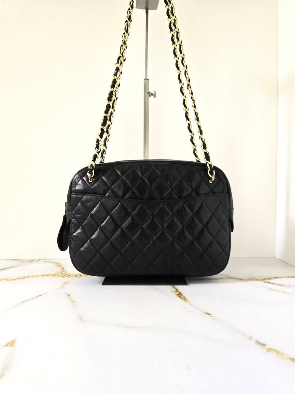 Chanel 經典黑金色小相機包/單肩包/側背包