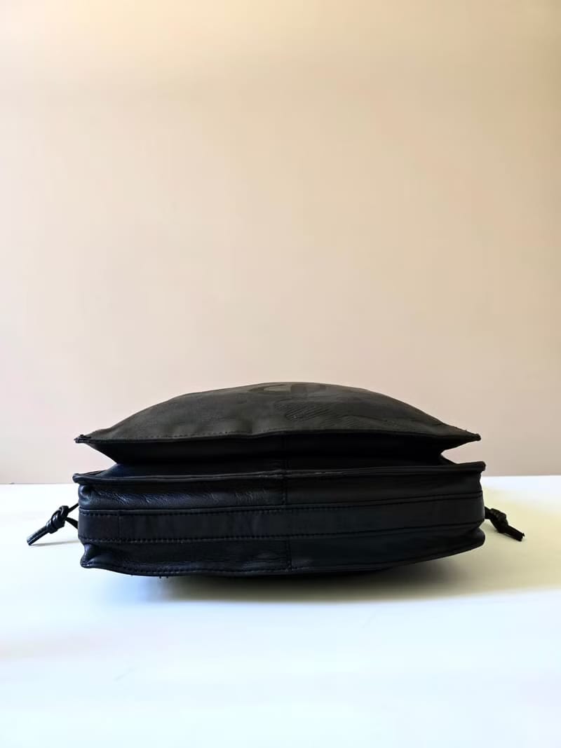 Loewe 黑色中古抽繩包/單肩包/斜背包