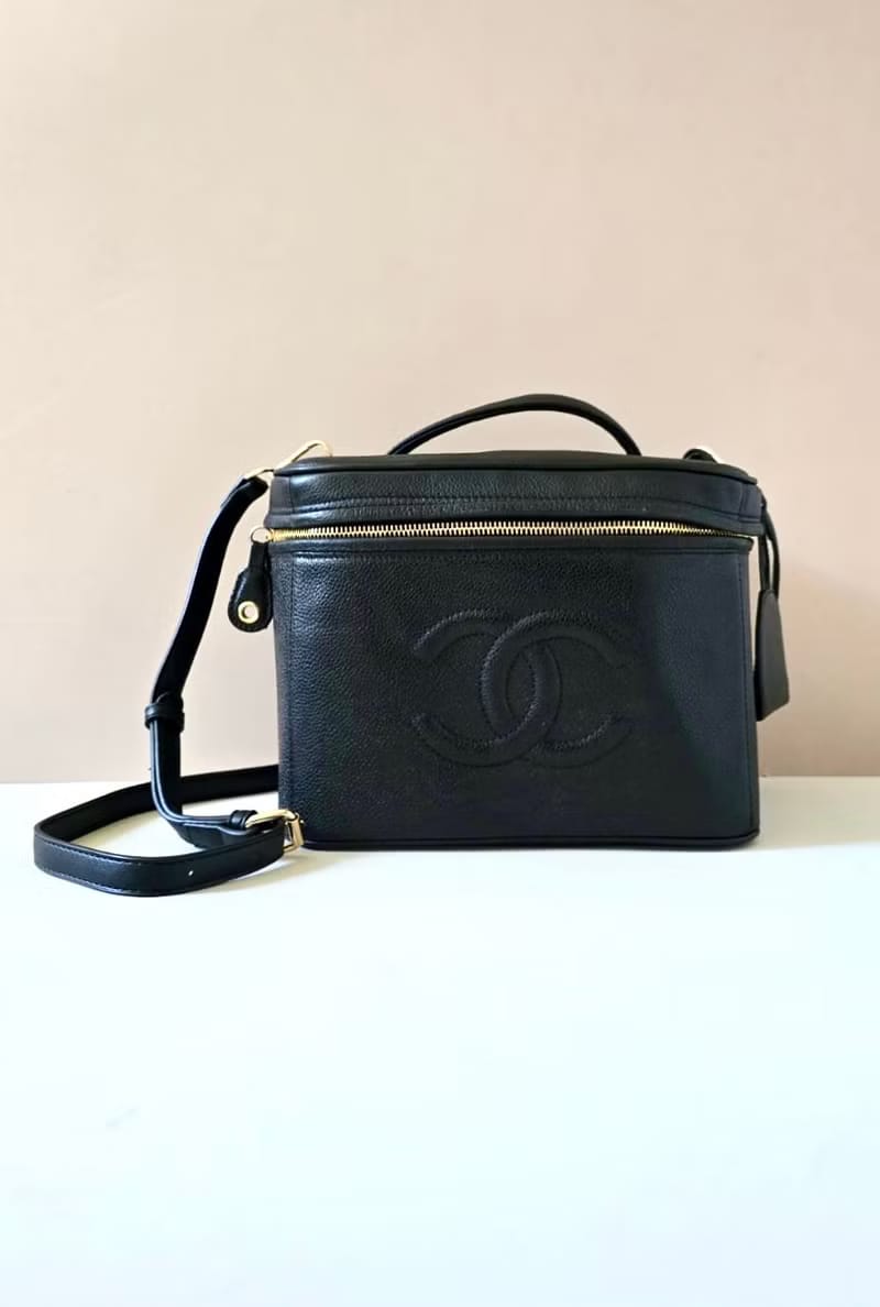 稀有款Chanel黑色魚子醬Vanity Box化妝盒子包/斜背包/側背包