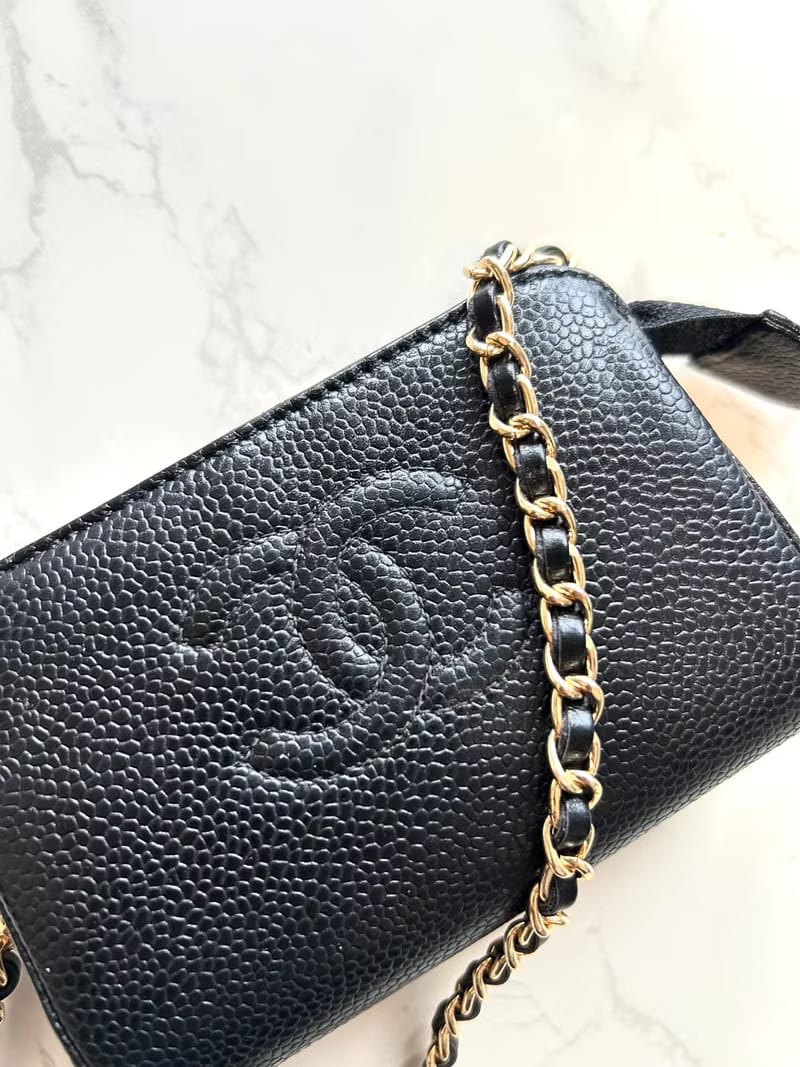 Chanel Black Caviar Leather Crossbody/Shoulder Bag