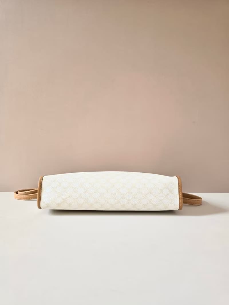 Celine white old flower leather side backpack/oblique backpack/shoulder bag