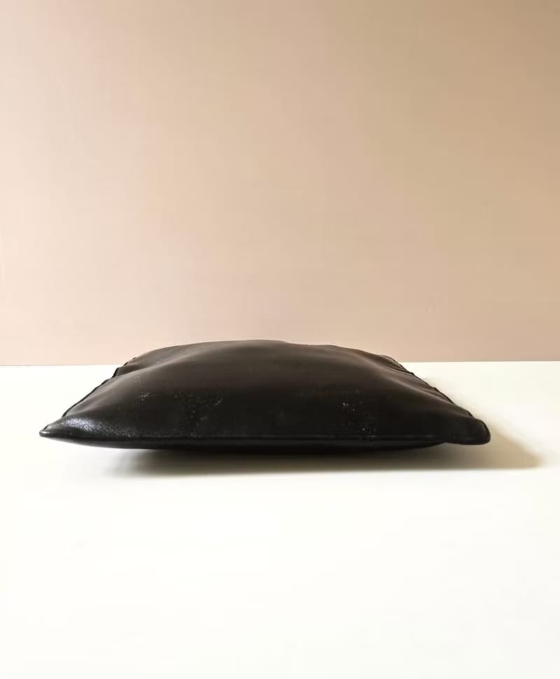 Loewe黑色吊飾托特包/手提包