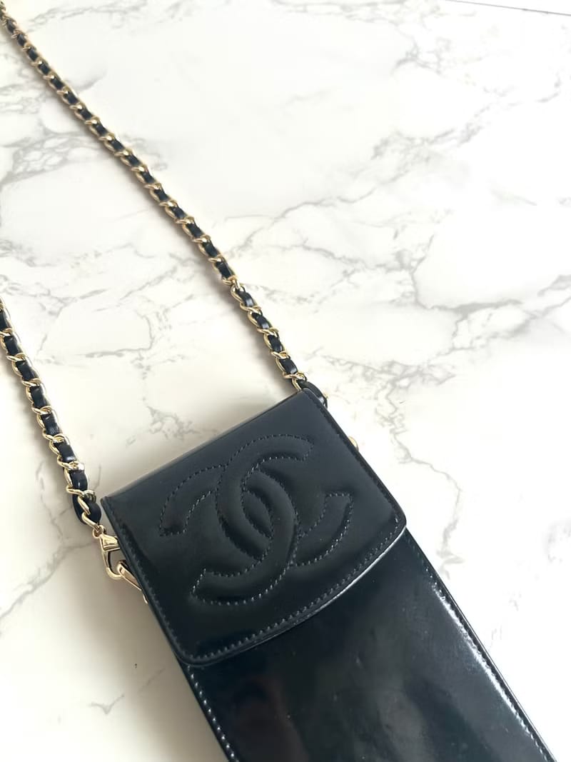 稀有中古二手Chanel黑色漆皮斜背包/單肩包/側背包