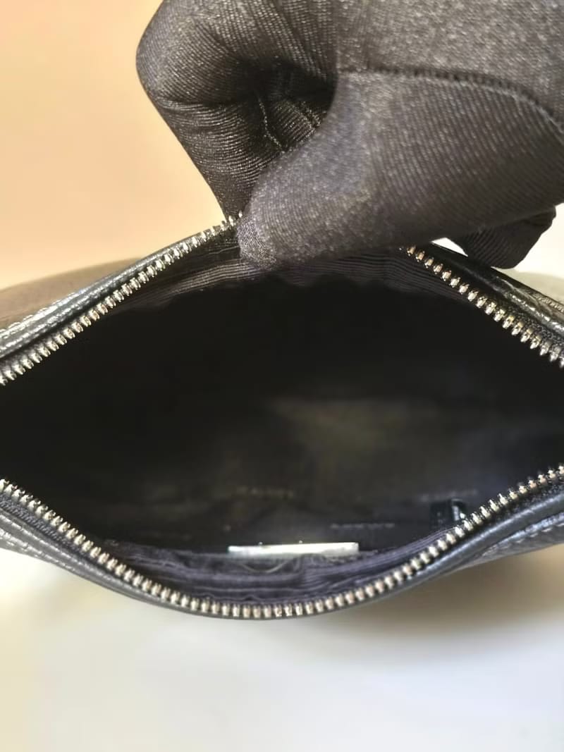 Loewe半月流浪包/側背包/腋下包/單肩包