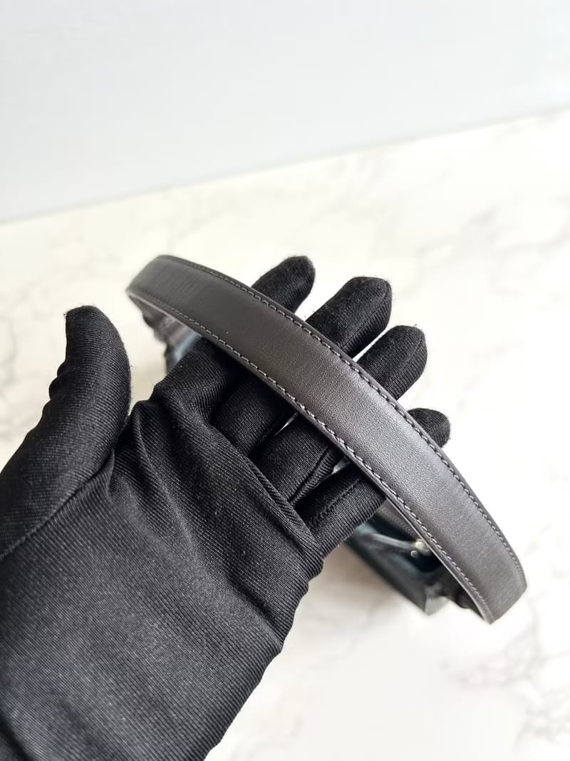 Loewe灰藍拼皮腋下包/側背包/單肩包