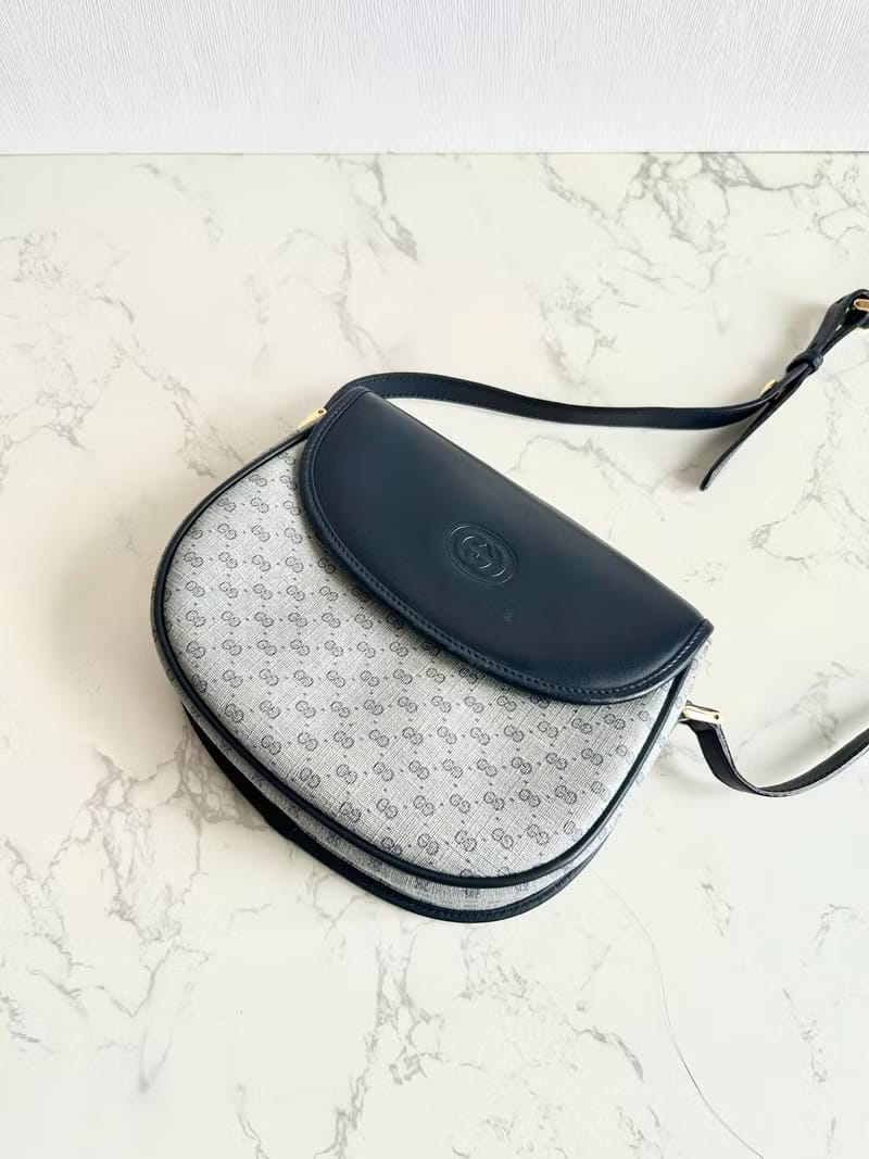 Gucci blue and black old flower half moon side backpack/oblique backpack/shoulder bag