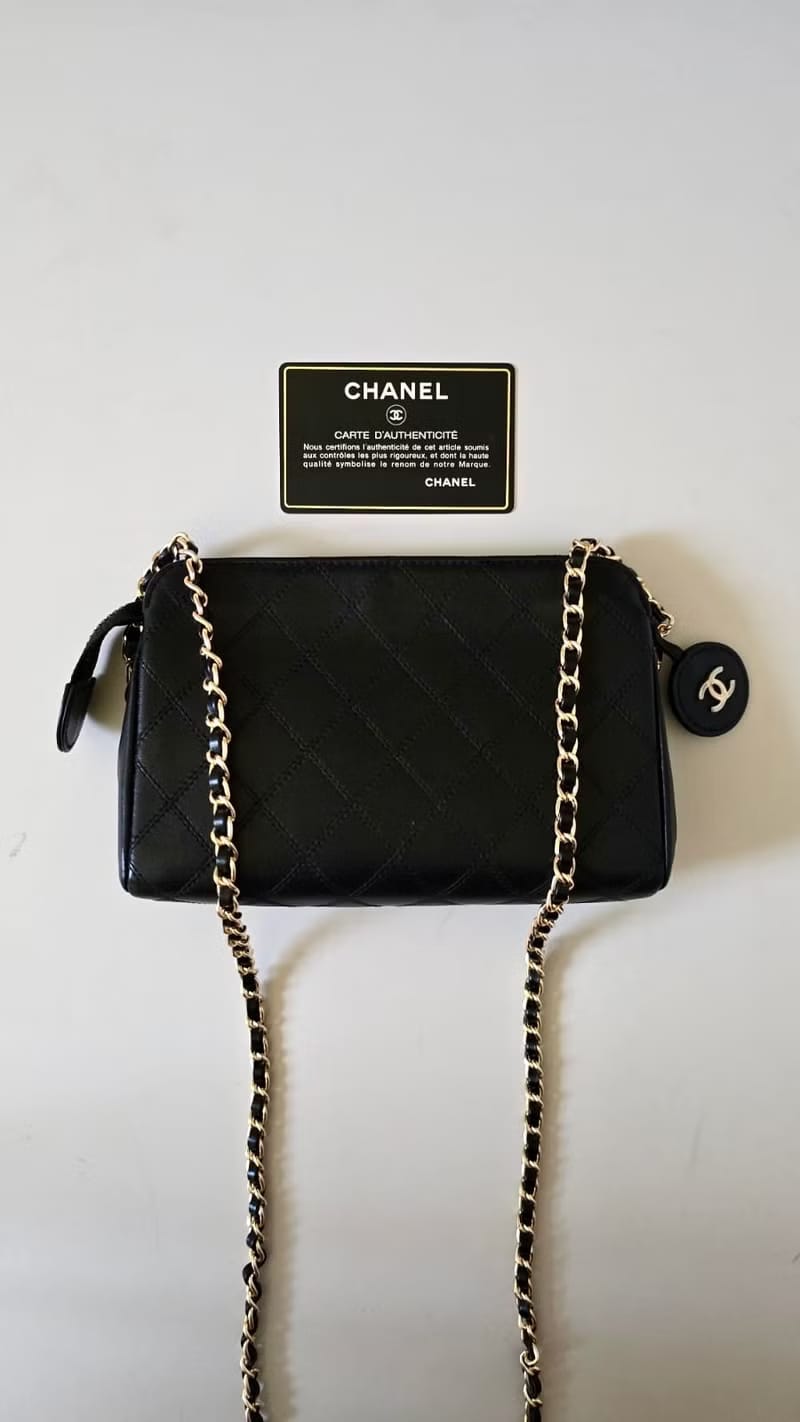 Chanel Black Lambskin Matelassé Crossbody Bag/Shoulder Bag
