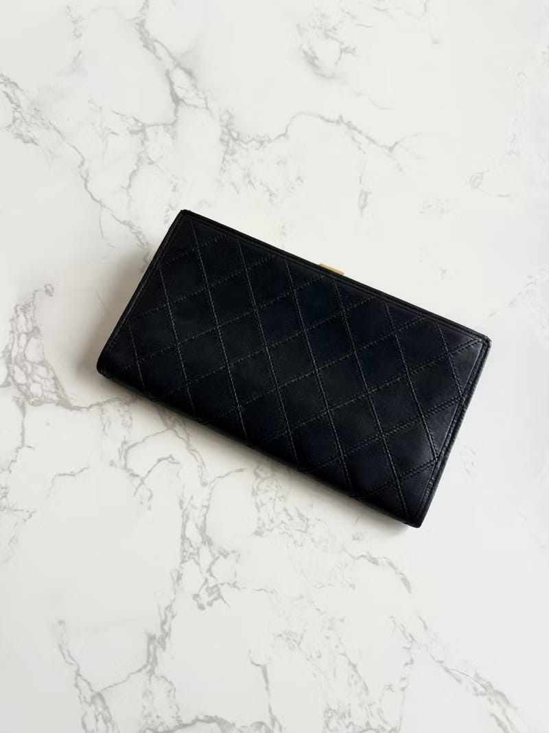 Chanel black lambskin long wallet/wallet/wallet