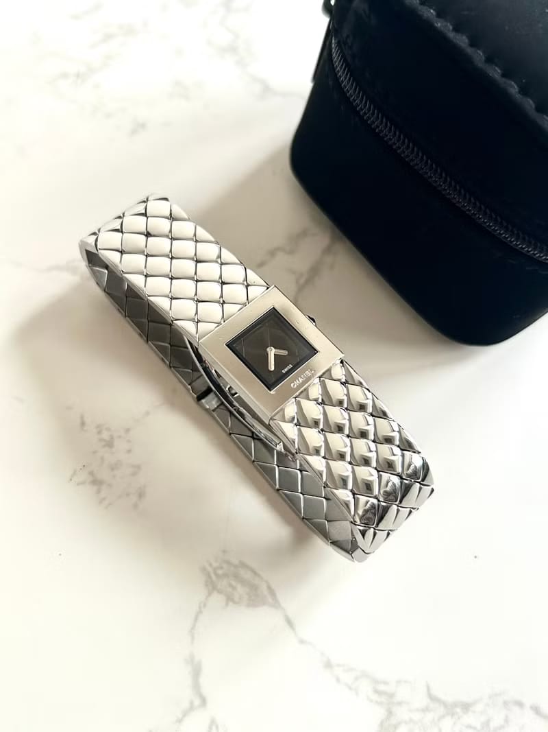 Chanel Metalaase 黑銀色中古石英錶/女裝腕錶