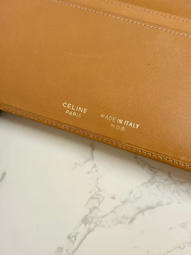 Celine 咖啡色老花皮革長夾 / 長錢包
