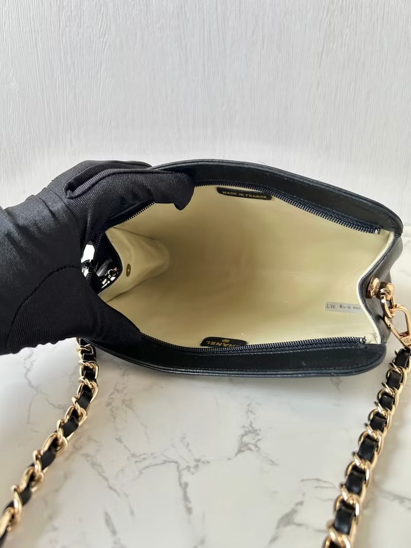 Chanel黑色小羊皮革斜背包/單肩包/側背包