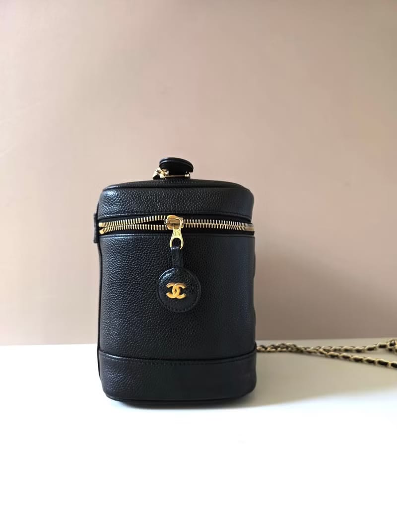 Chanel Black Caviar Cosmetic Case Bag/Slant Bag/Shoulder Bag