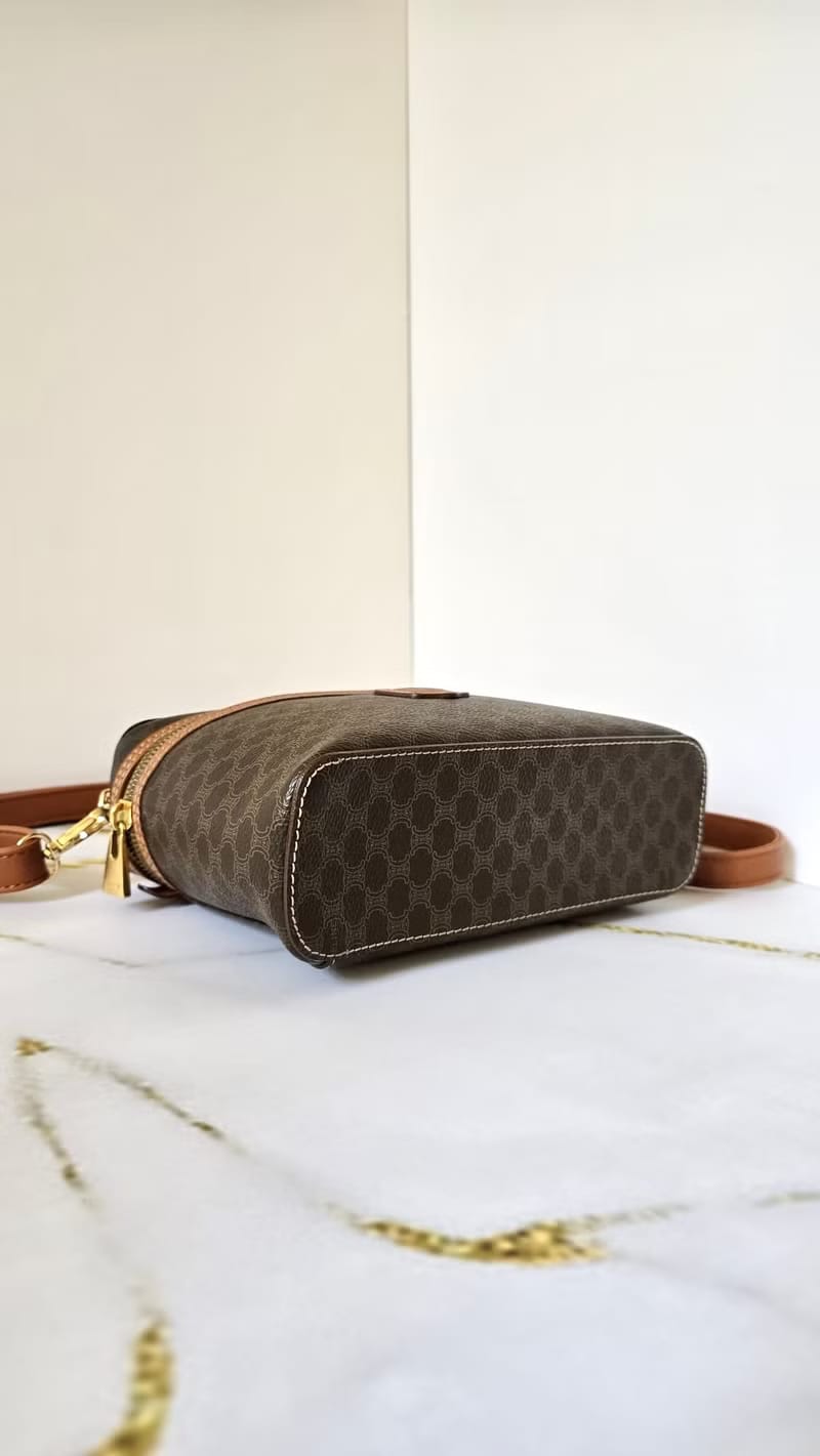 Celine咖啡色老花Vanity盒子包/斜背包/側背包/單肩包