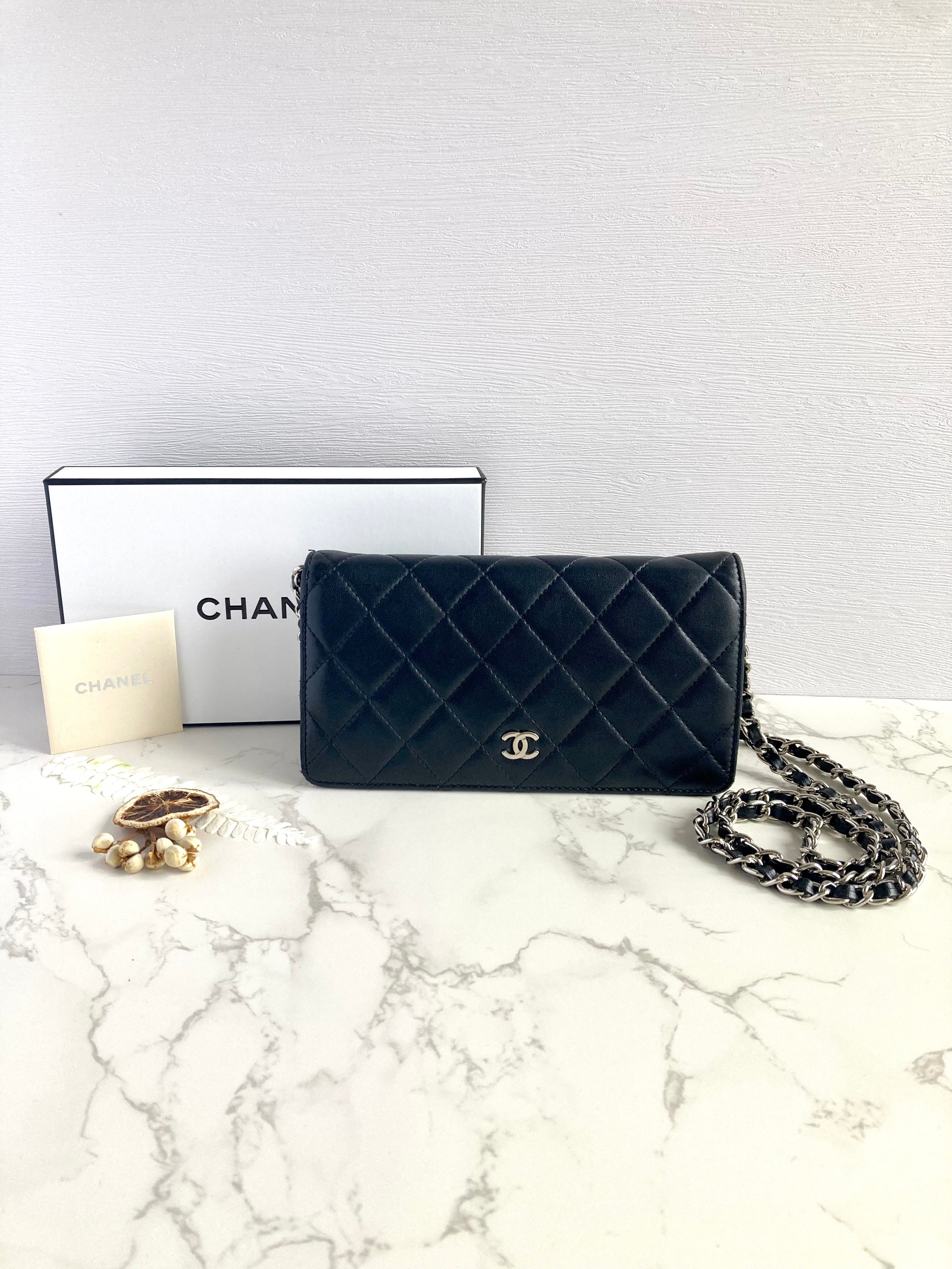 CHANEL Classic Lamb Skin Flap Wallet / Wallet-on-chain WOC – Silver CC Logo (With Add-on Chain) 