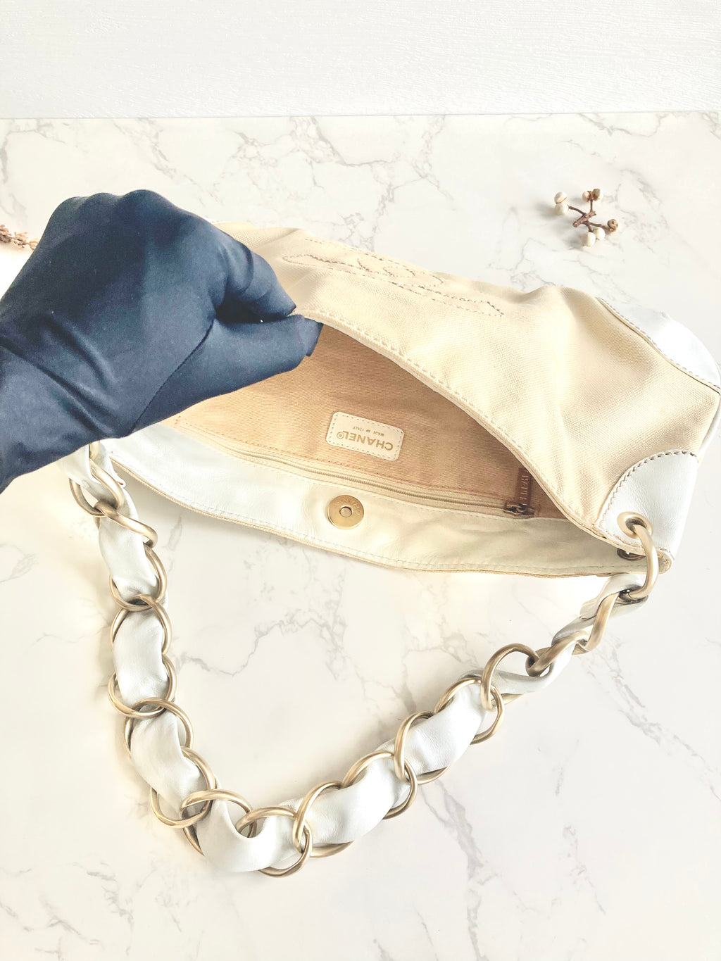 CHANEL White x Beige Chain Shoulder Bag 