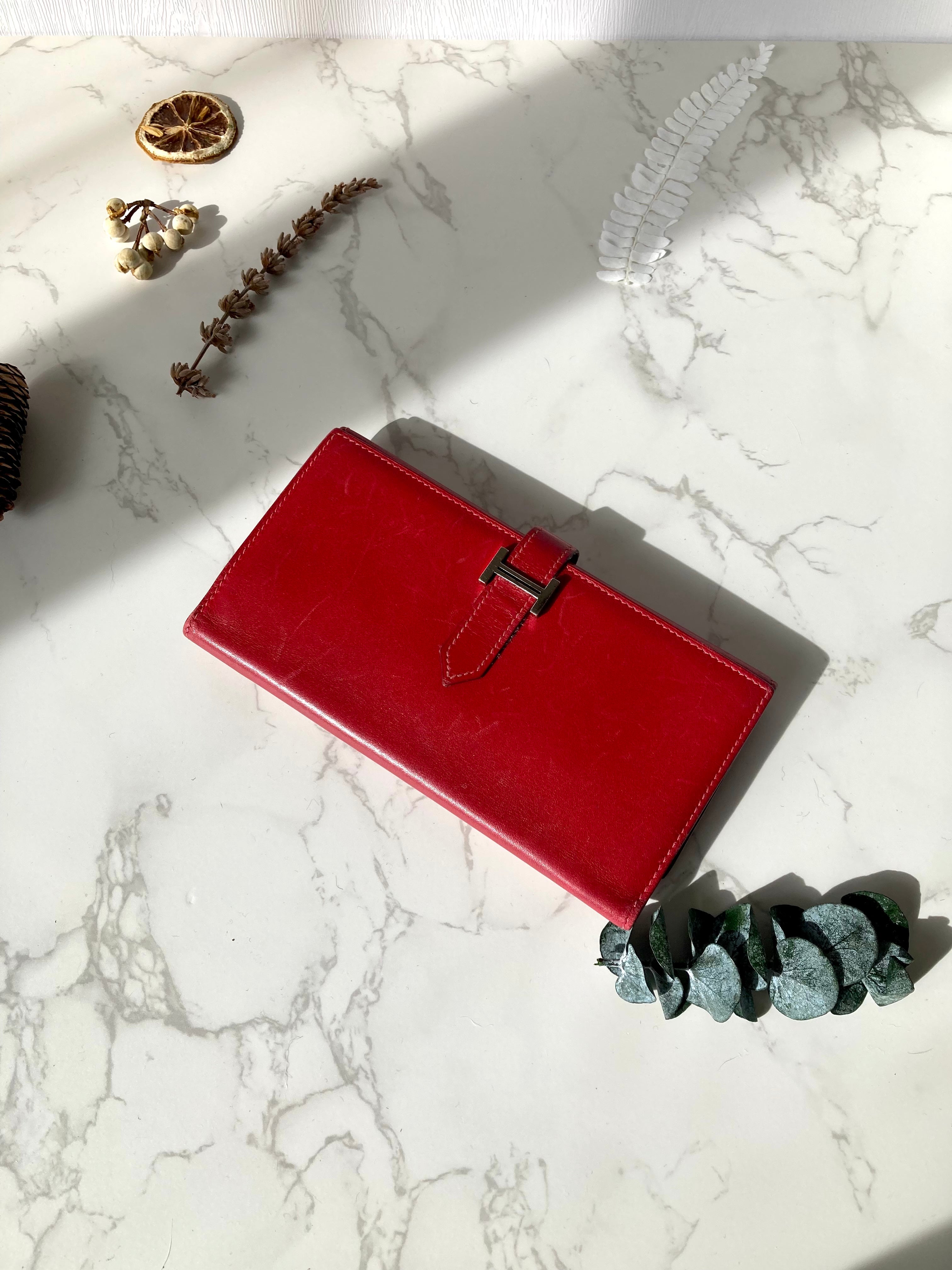 HERMES Red Bearn Bi-fold Long Wallet 