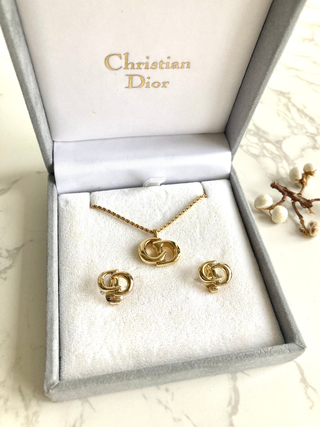CHRISTIAN DIOR Logo Necklace &amp; Earrings Set 