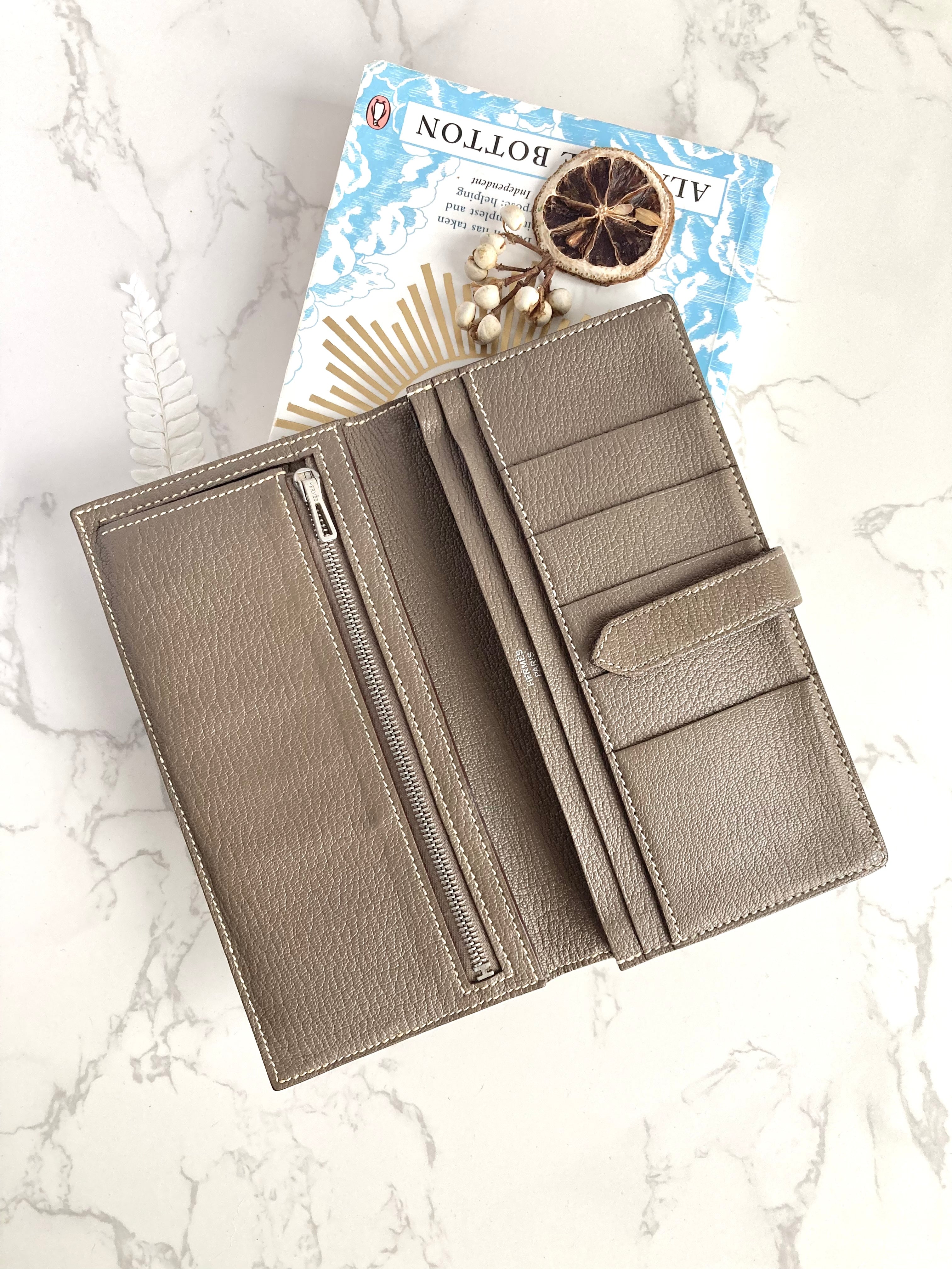 HERMES Etoupe Greige Bearn Bi-fold Long Wallet 