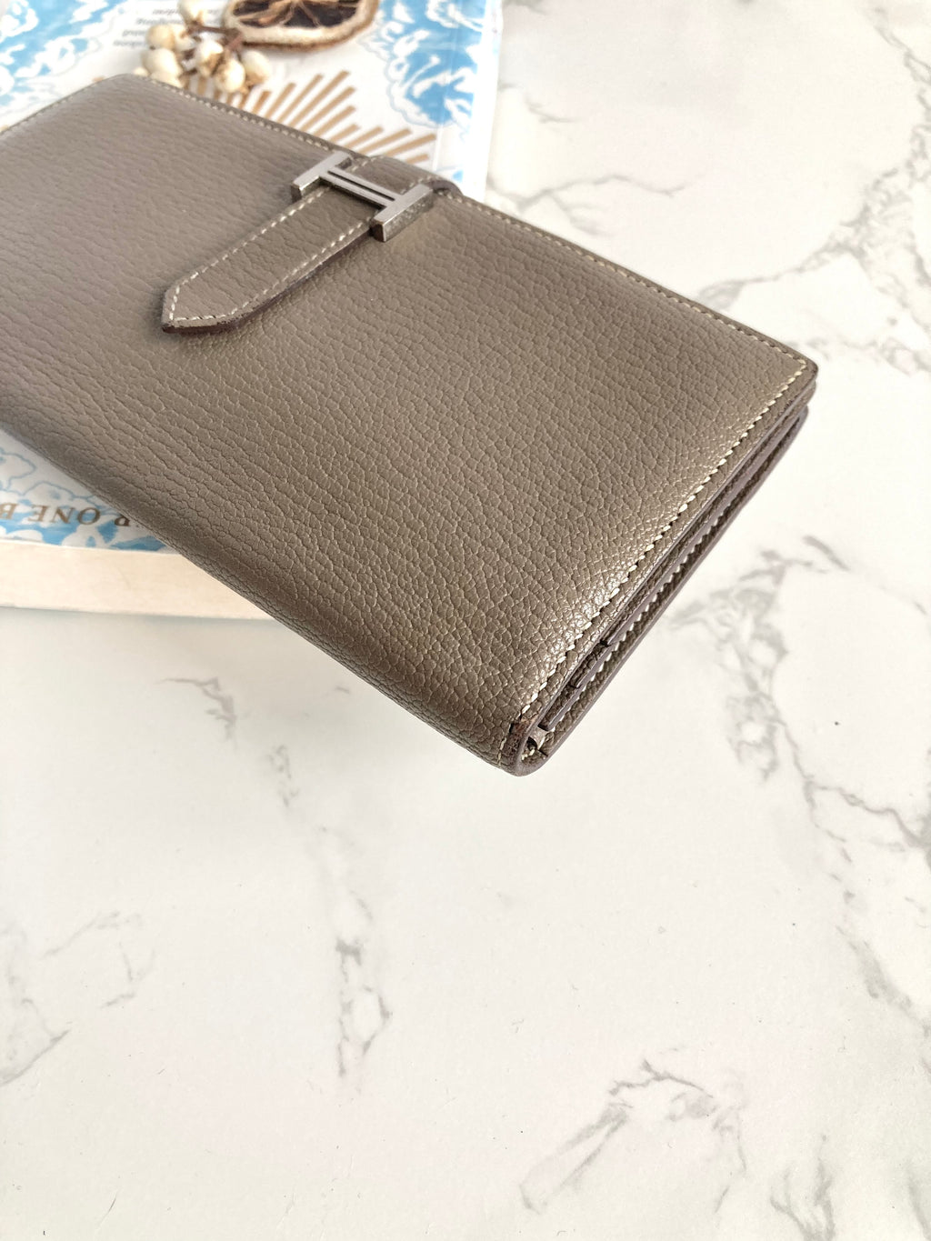 HERMES Etoupe Greige Bearn Bi-fold Long Wallet