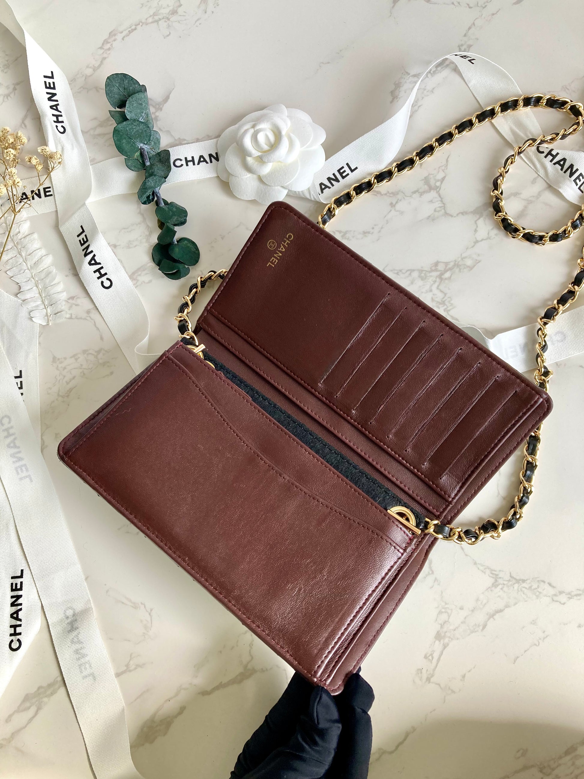 CHANEL Classic Lamb Skin Flap Wallet – Gold CC Logo (With Add-on Chain)