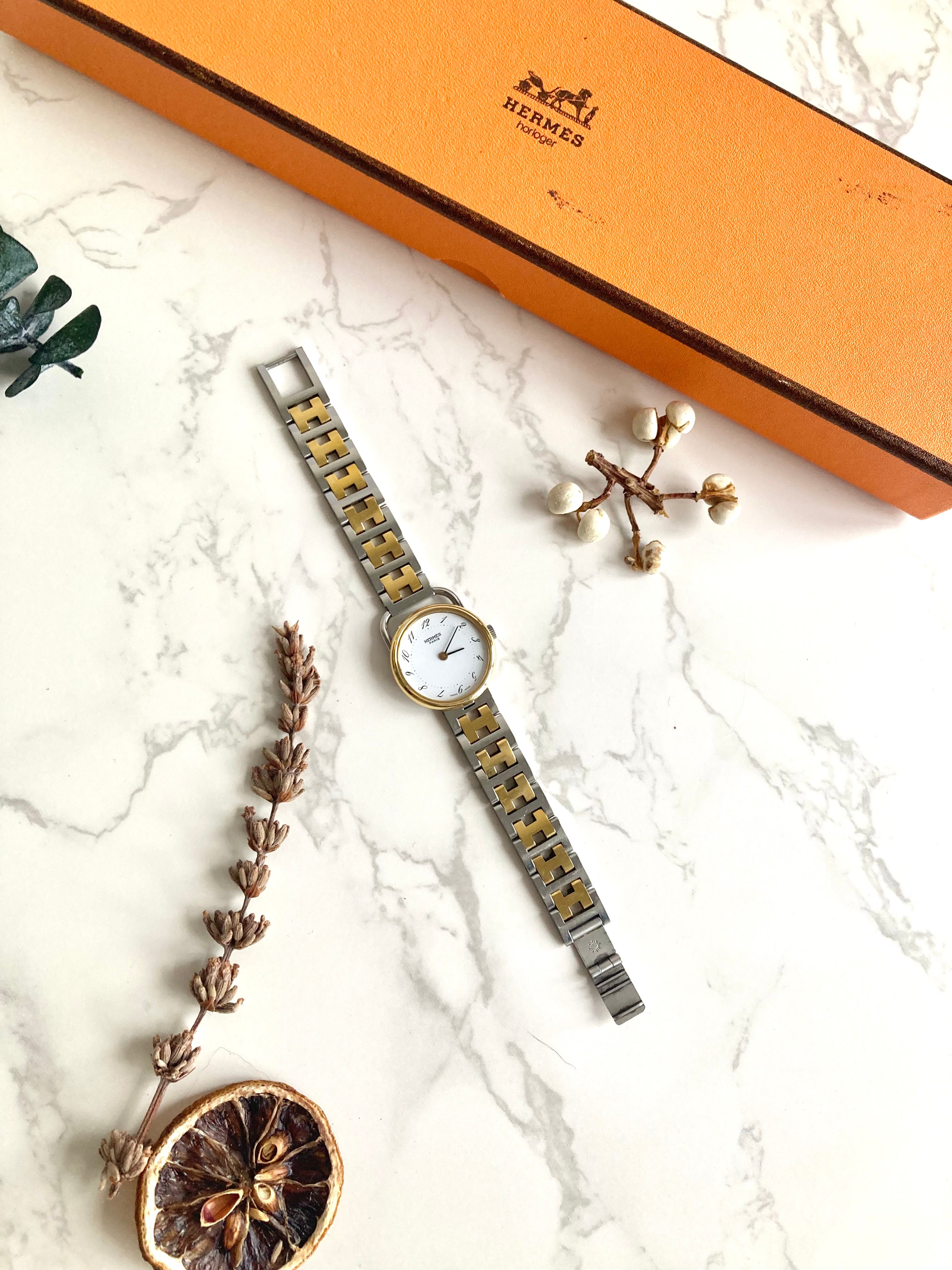 HERMES Arceau Vintage Lady's Quartz Wristwatch 
