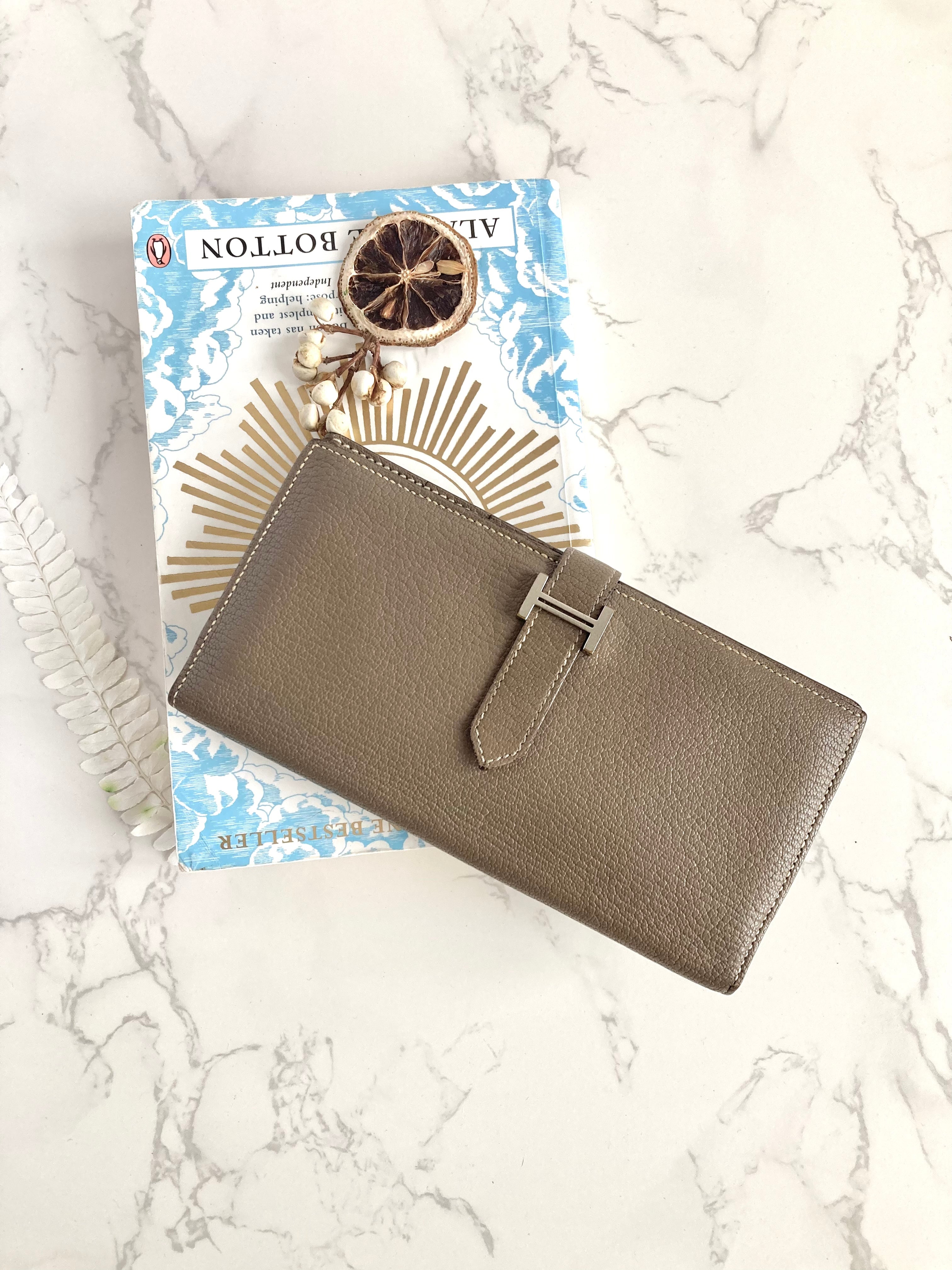 HERMES Etoupe Greige Bearn Bi-fold Long Wallet 