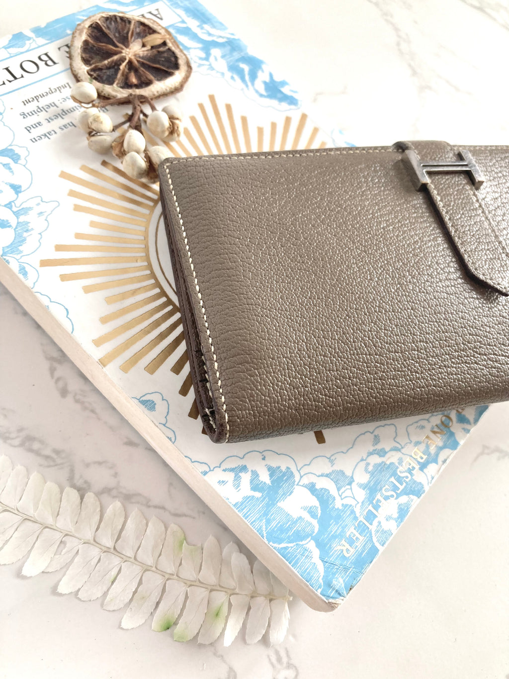 HERMES Etoupe Greige Bearn Bi-fold Long Wallet