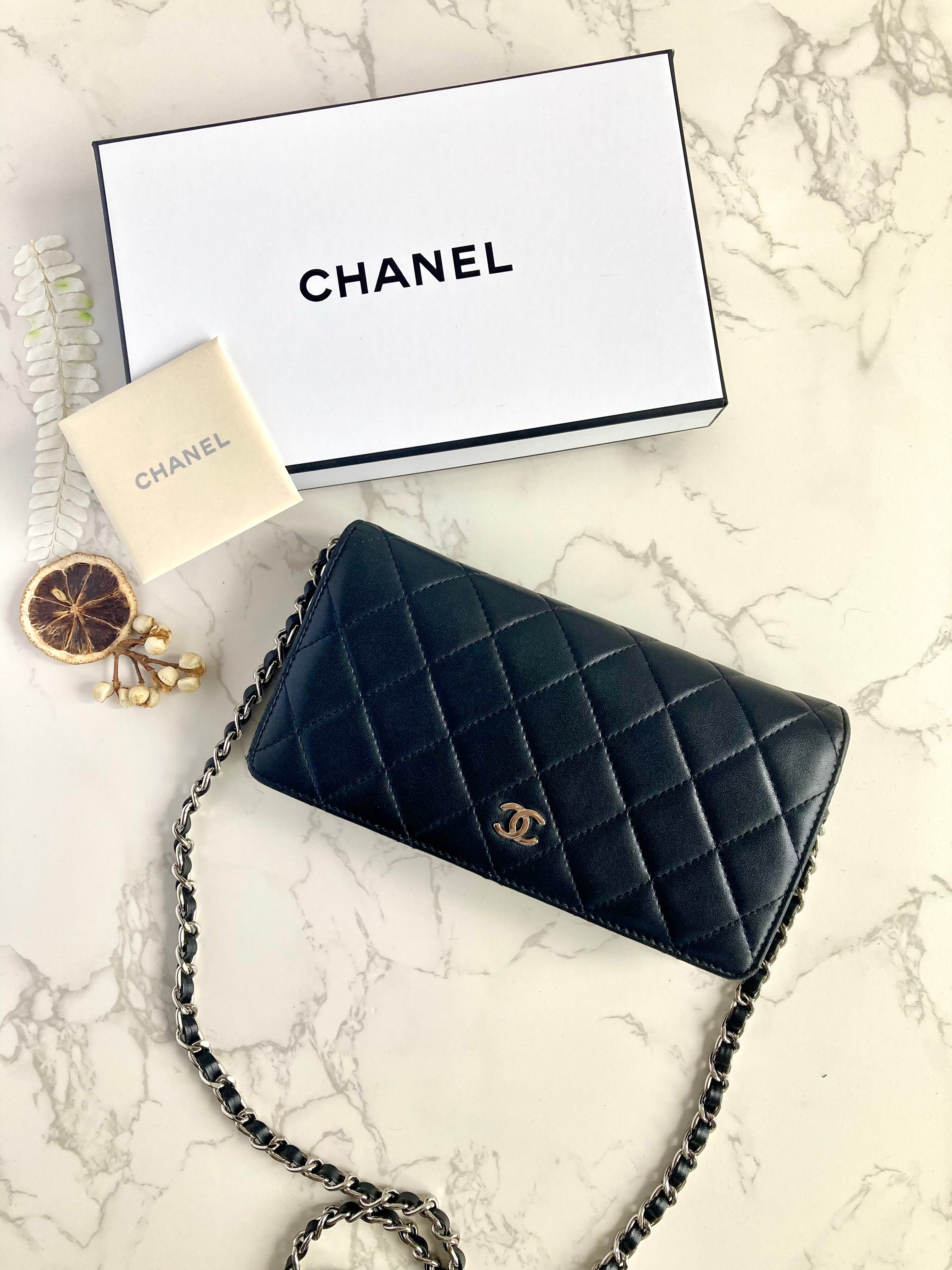 CHANEL Classic Lamb Skin Flap Wallet / Wallet-on-chain WOC – Silver CC Logo (With Add-on Chain) 
