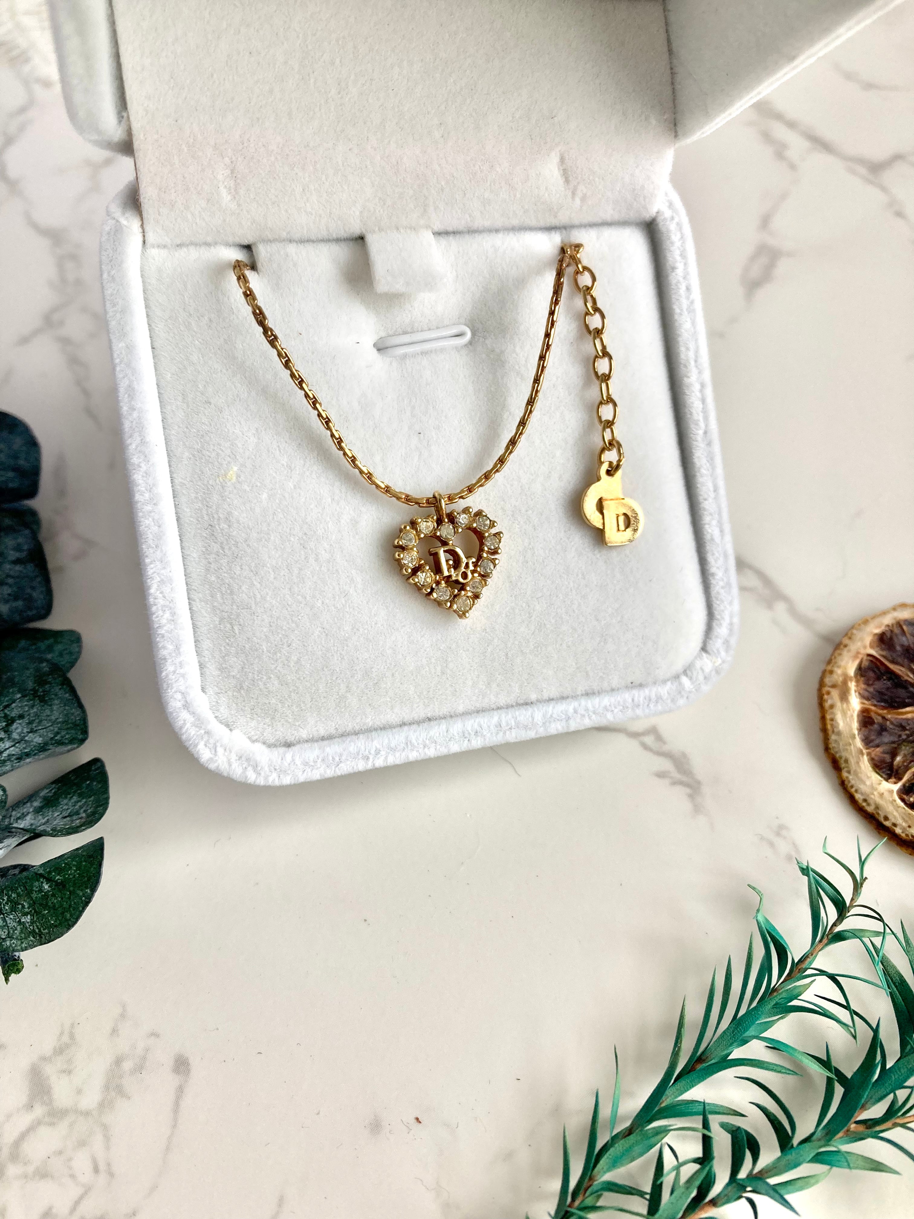 CHRISTIAN DIOR Vintage Heart-shaped Necklace with Rhinestones