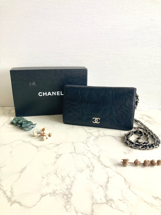 CHANEL Camellia Silver CC Long Wallet (with Add-on Chain)