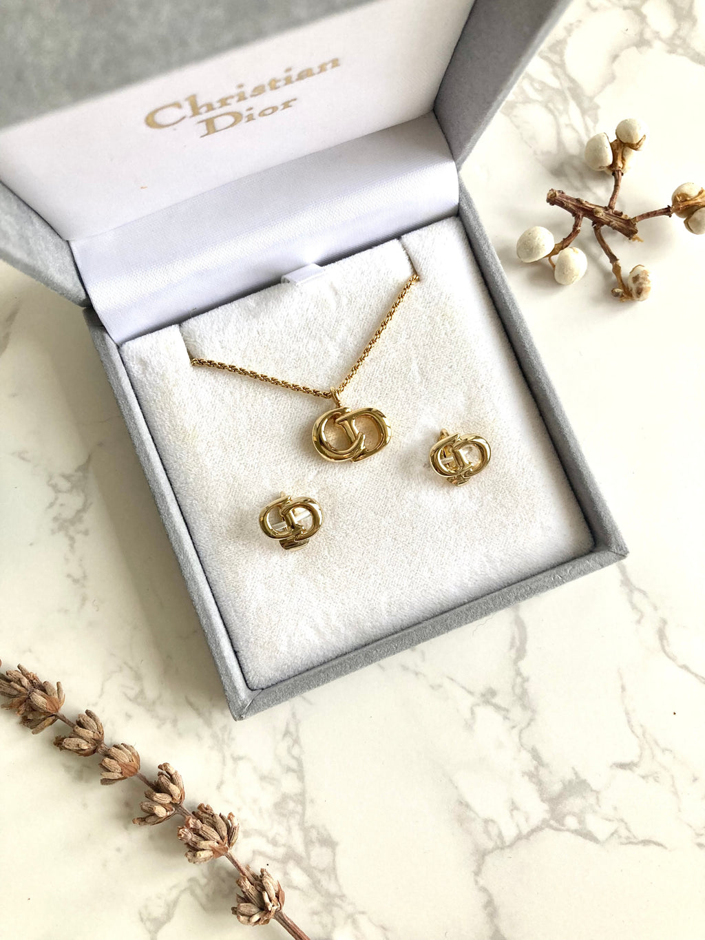 CHRISTIAN DIOR Logo Necklace &amp; Earrings Set 