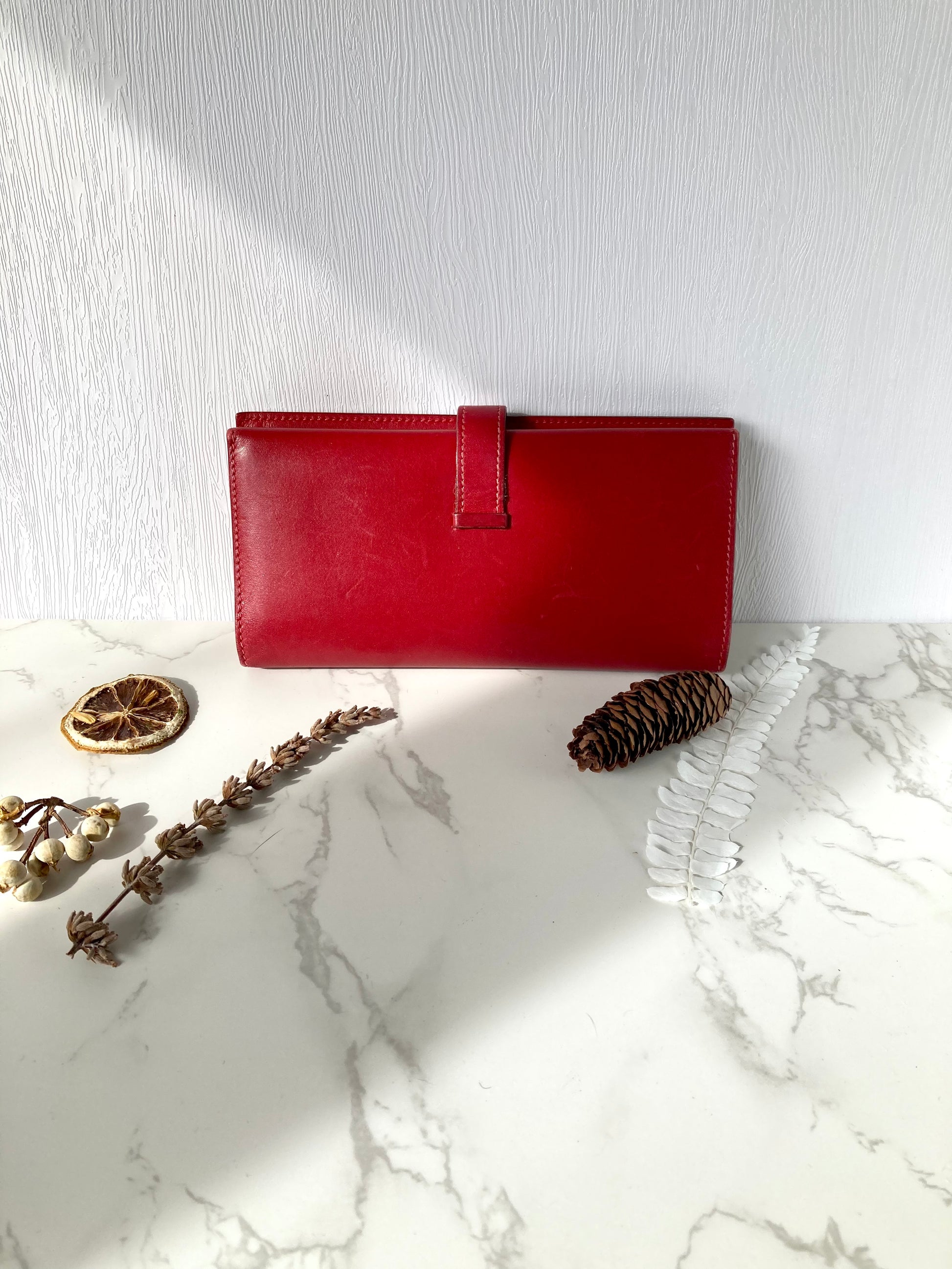 HERMES Red Bearn Bi-fold Long Wallet