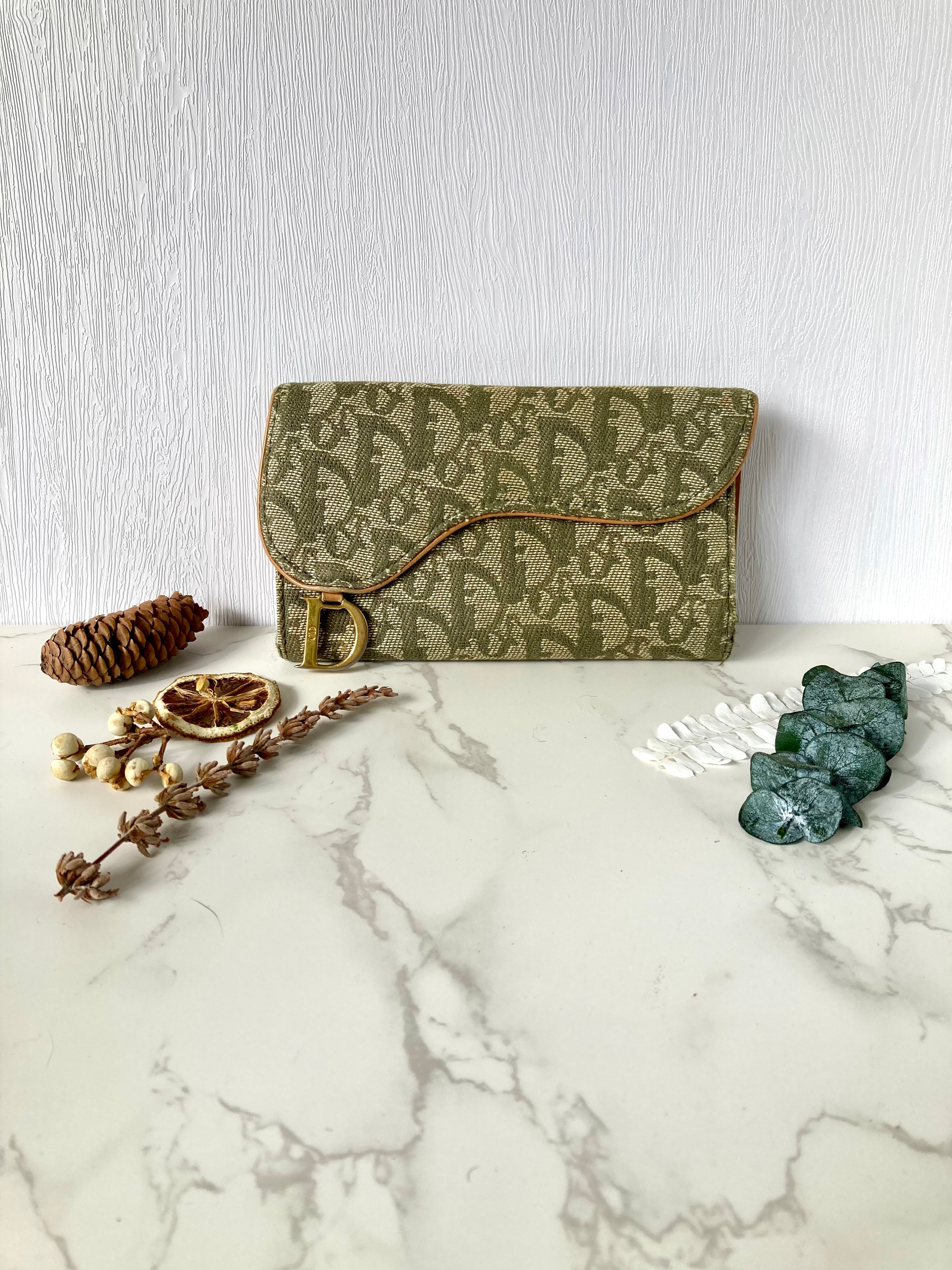 CHRISTIAN DIOR Olive x Beige Trotter Saddle Wallet 
