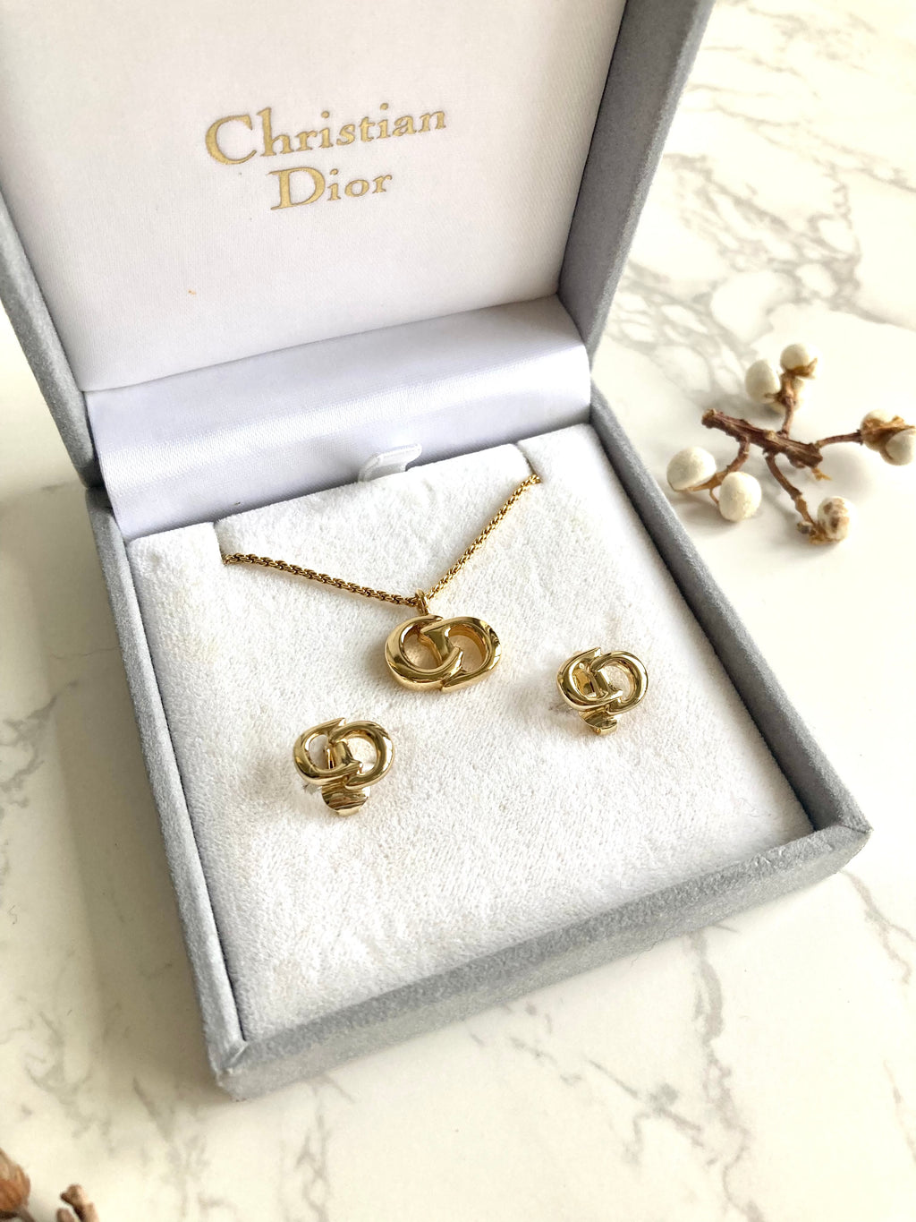 CHRISTIAN DIOR Logo Necklace &amp; Earrings Set 