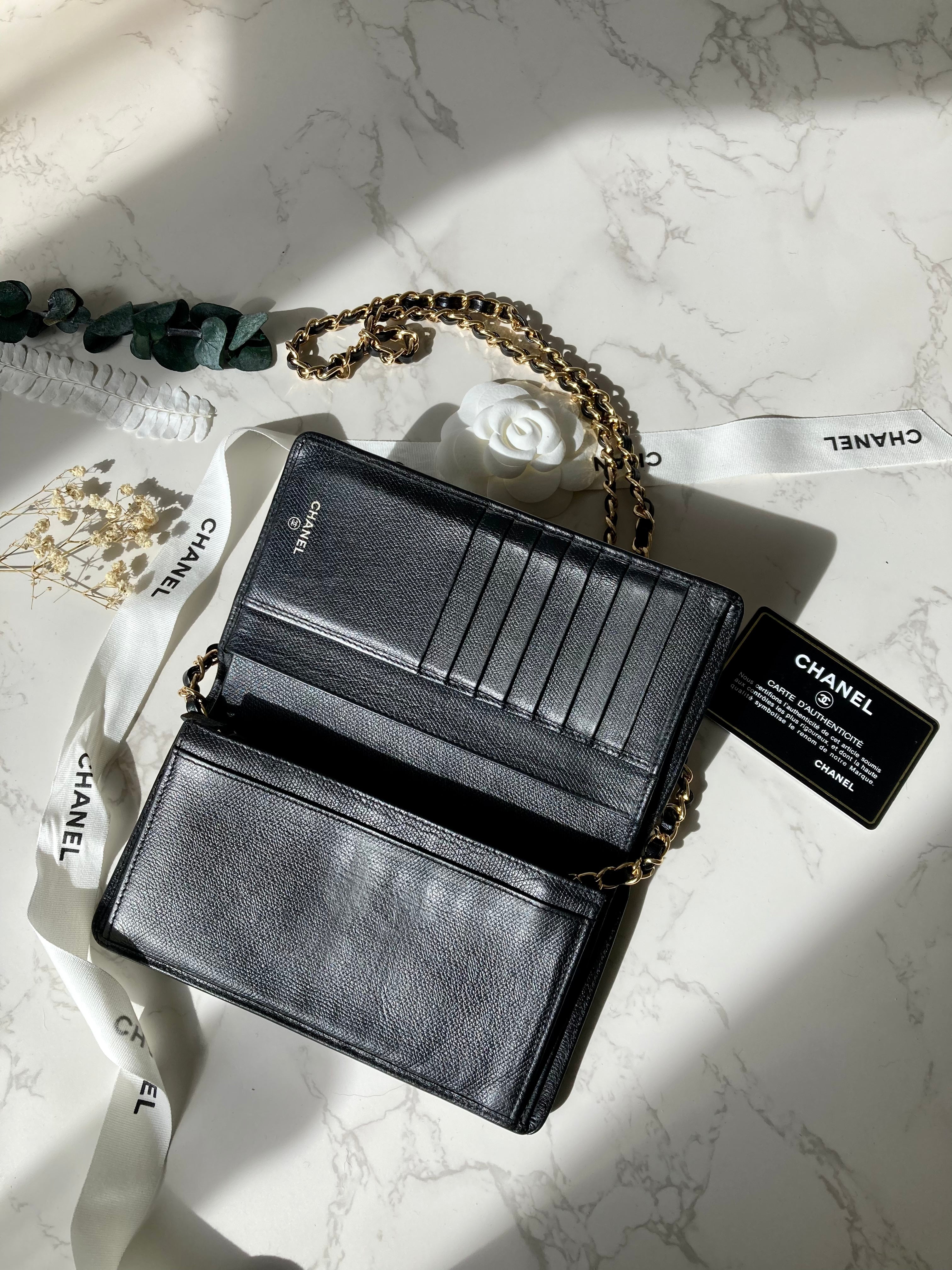 CHANEL Vintage Calf Skin Long Wallet – Gold CC Logo (With Add-on Chain)